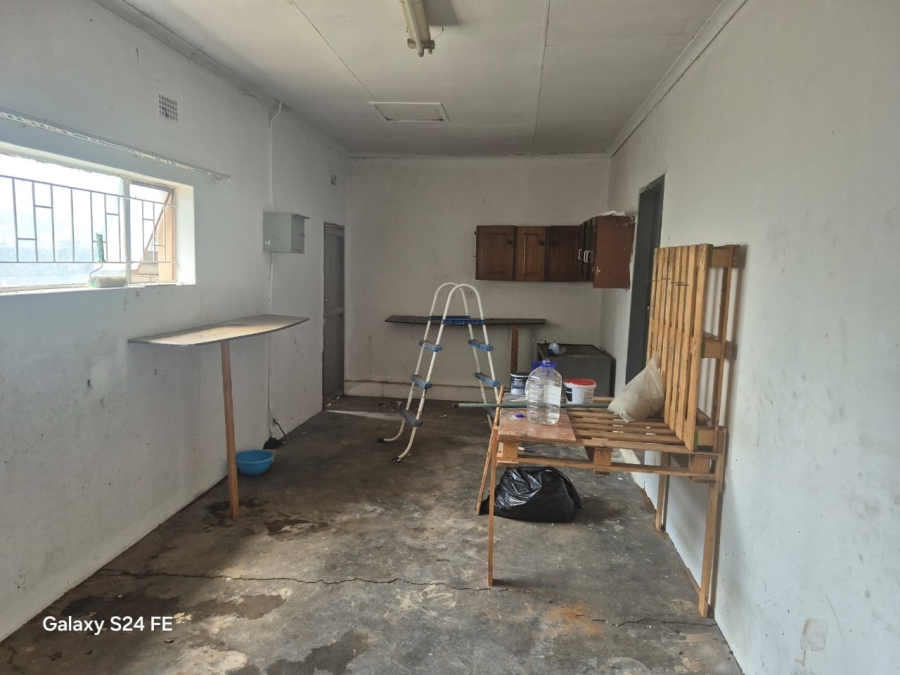 6 Bedroom Property for Sale in Rustenburg North North West